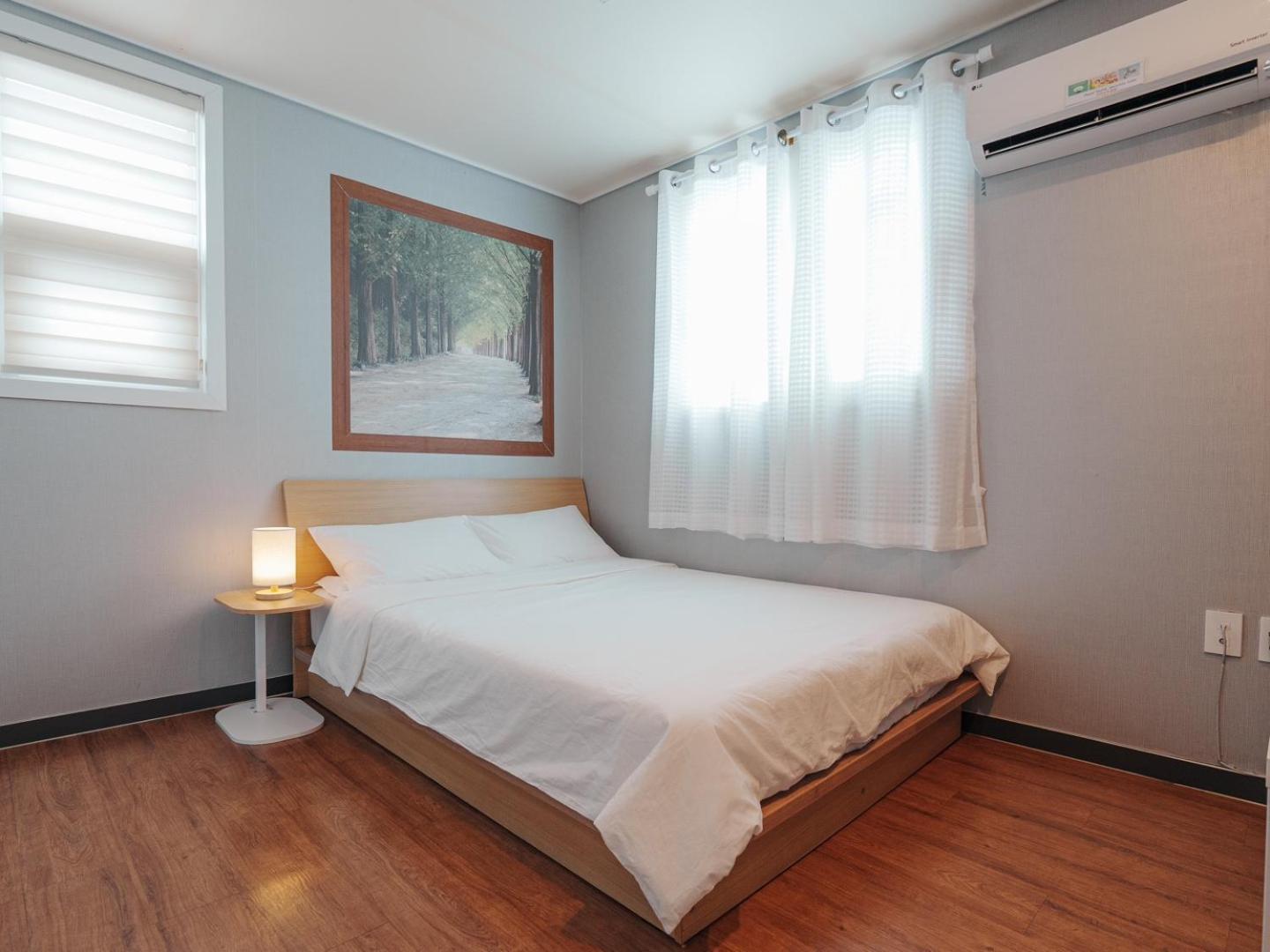 Rain Boots Guest House Инчон Екстериор снимка