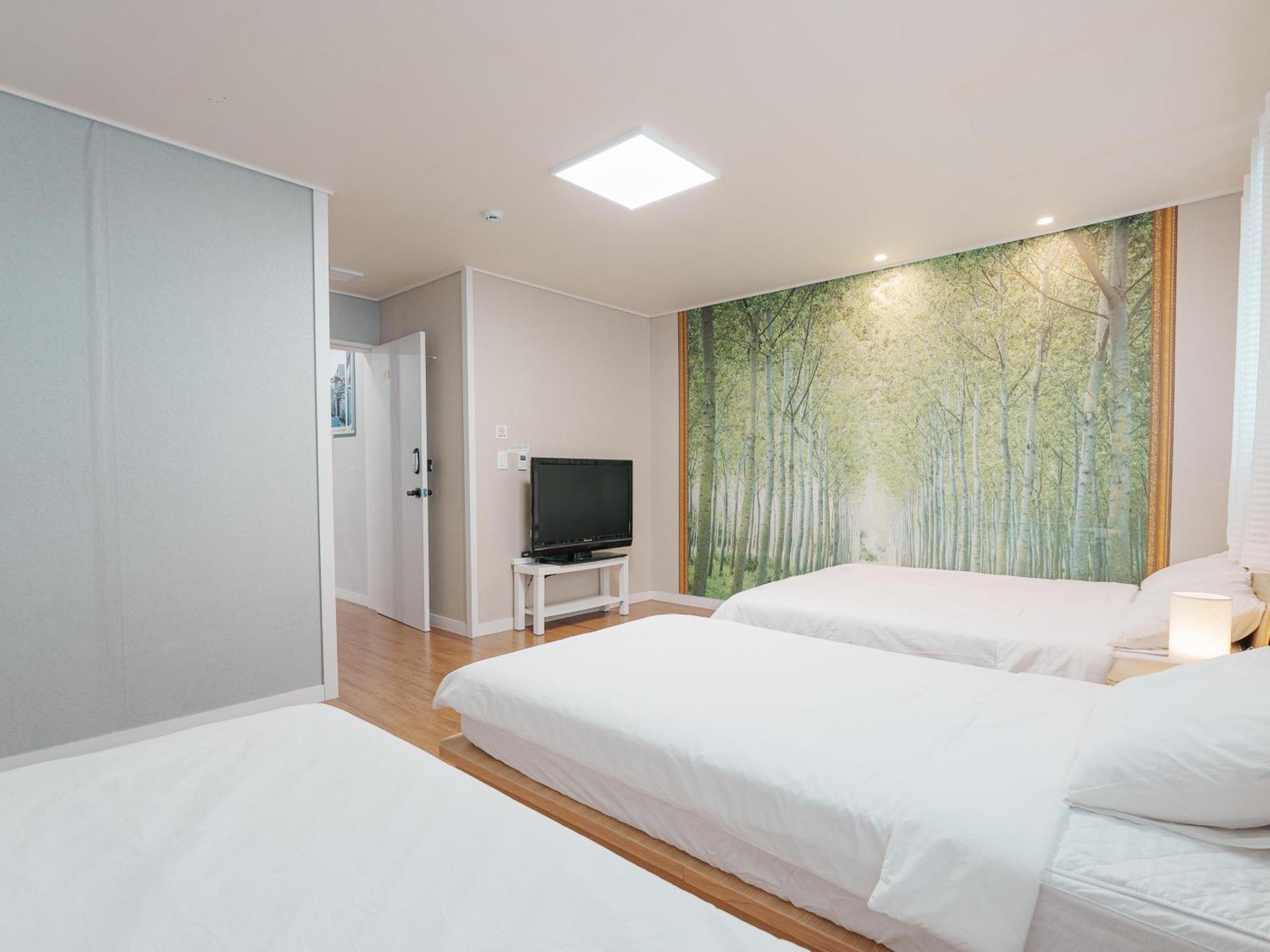 Rain Boots Guest House Инчон Екстериор снимка