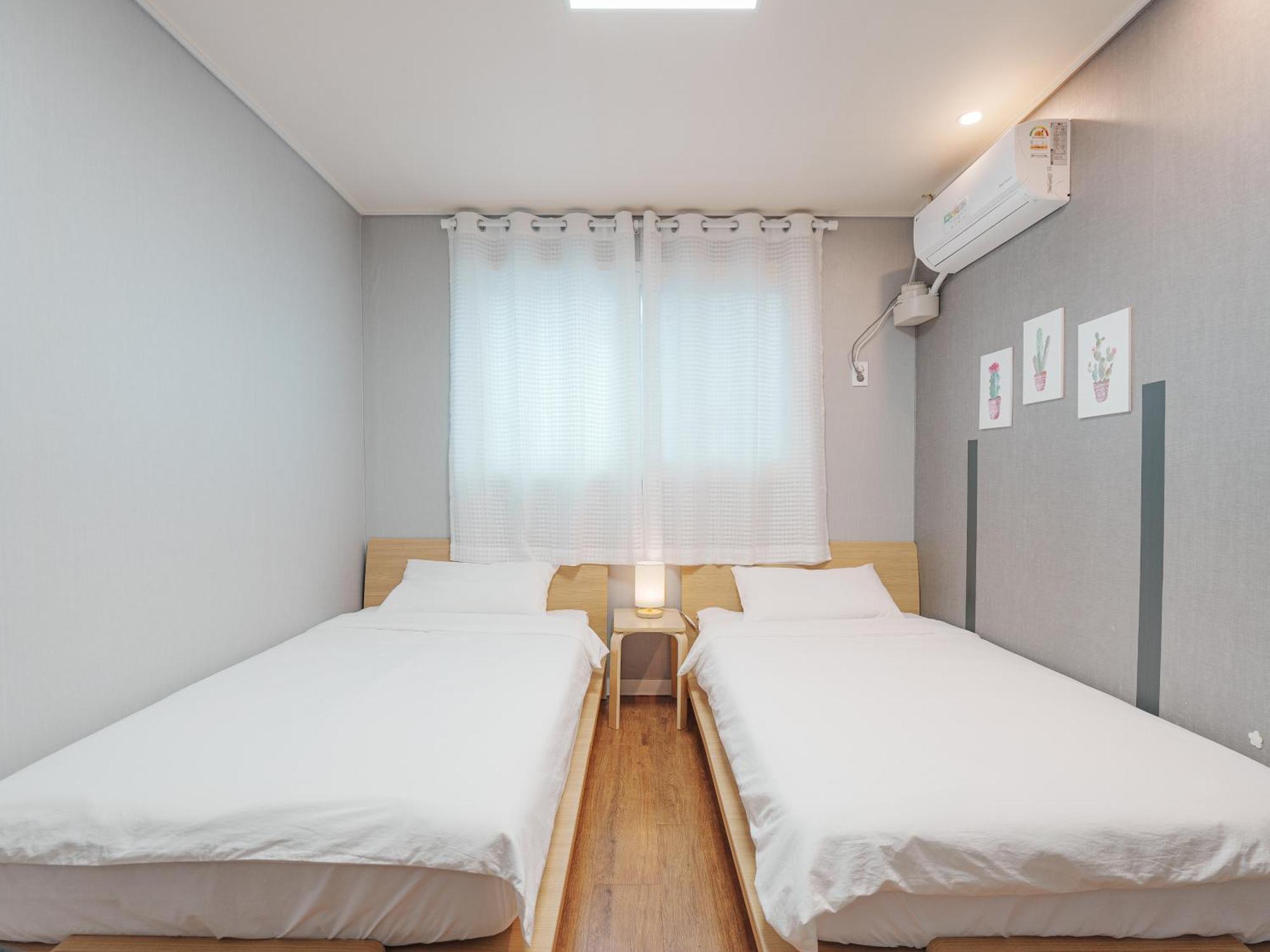 Rain Boots Guest House Инчон Екстериор снимка